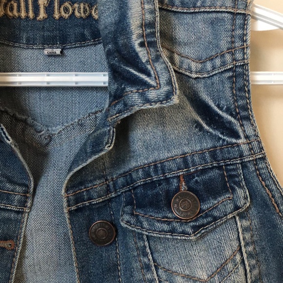 Denim vest - Picture 2 of 4